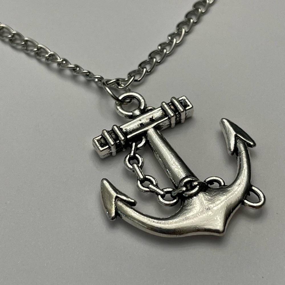 NWOT Anchor Necklace